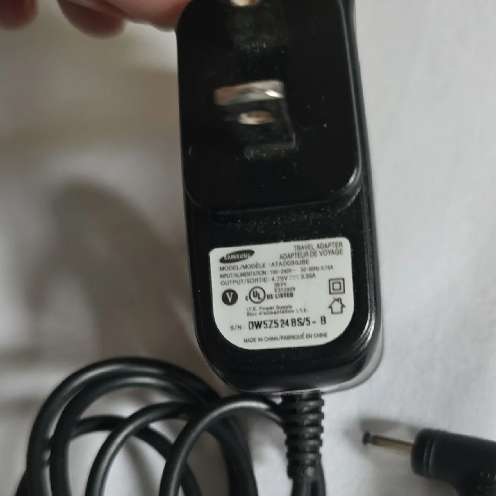 Samsung Bluetooth Headset w/ 6 hrs Talk Time, Noise Isolation WEP 450